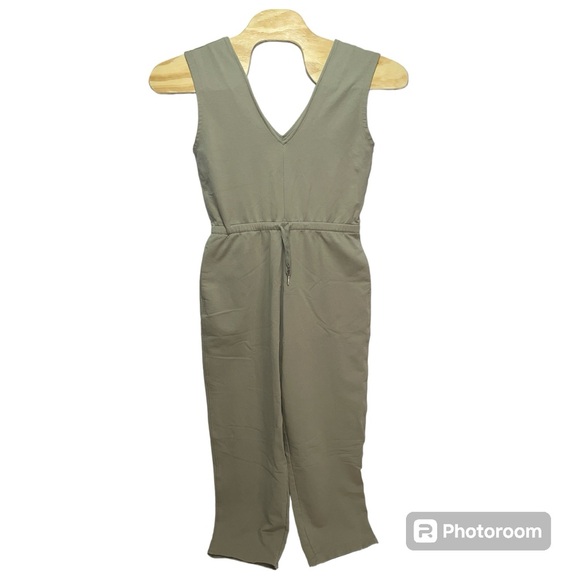 M.M. Lafleur The Janet Jumpsuit Light French Terry Laurel Green Women's Size S - Picture 2 of 9